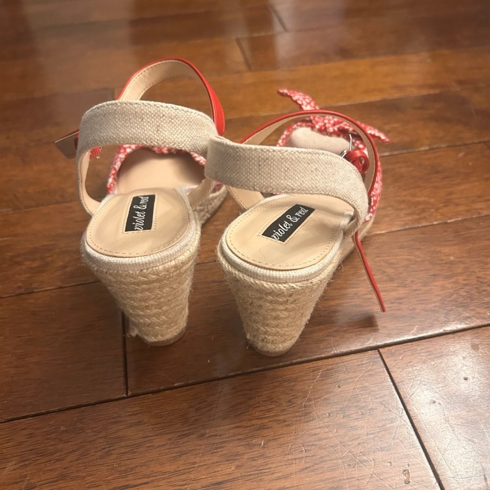 Red and White Wedge Sandals from Violet and Red - Picture 3 of 4
